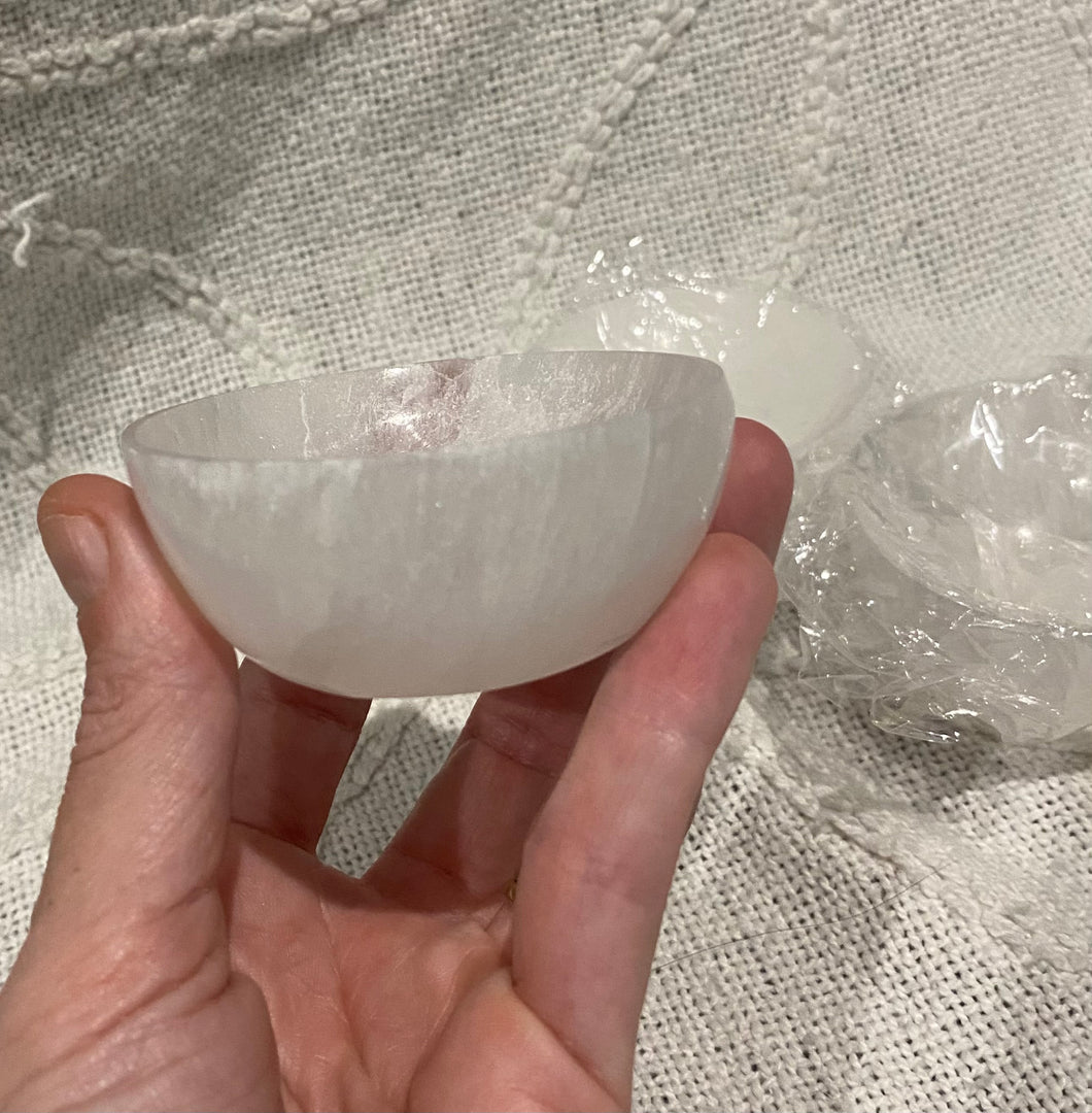 Selenite Bowl- 6cm