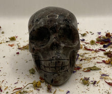 Load image into Gallery viewer, Yooperlite Skull
