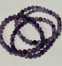 Load image into Gallery viewer, Chevron Amethyst Beaded Bracelet- 6mm
