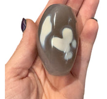 Load image into Gallery viewer, Orca Agate Palm Stones
