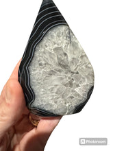 Load image into Gallery viewer, Black Agate Flame
