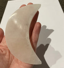 Load image into Gallery viewer, Selenite Charging Plates
