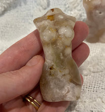 Load image into Gallery viewer, Flower Agate Goddess Body
