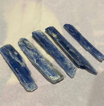 Load image into Gallery viewer, Kyanite Blades
