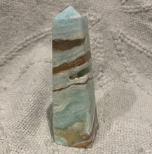 Load image into Gallery viewer, Caribbean calcite tower
