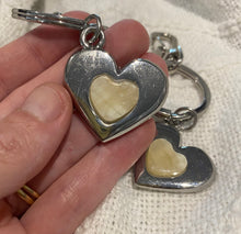 Load image into Gallery viewer, Key rings Heart Shape
