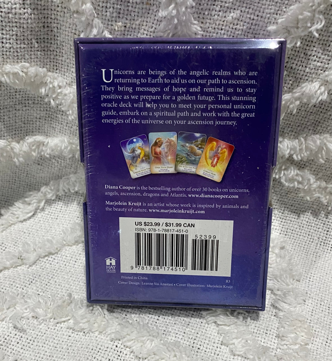 MAGIC OF THE UNICORN ORACLE CARDS