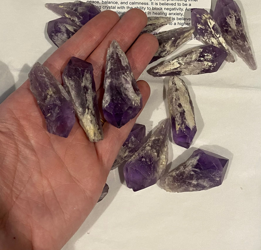 Raw Amethyst Dog Teeth A Grade